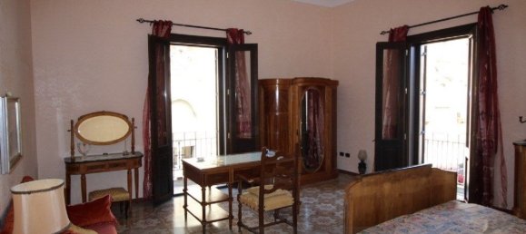 Дом с 5 спальнями в Ното, Италия № 360770 8