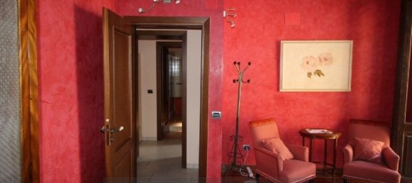 Дом с 5 спальнями в Ното, Италия № 360770 12