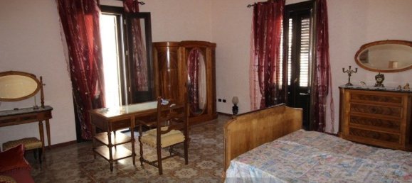 Дом с 5 спальнями в Ното, Италия № 360770 7