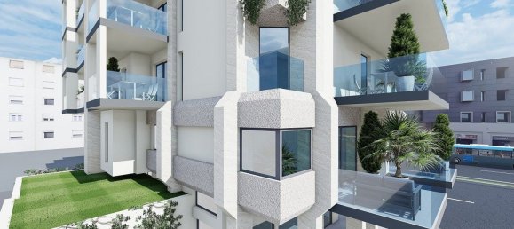 3 rooms Apartment in Pordenone, Italy No. 78823 4