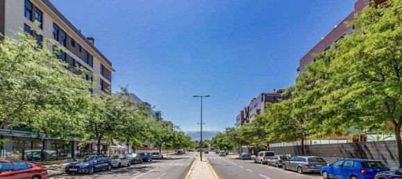 2 bedrooms Apartment in Granada, Spain No. 23340 4