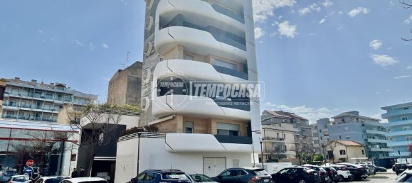 Apartamento de 1 dormitorio en Pescara, Italy No. 43302 34