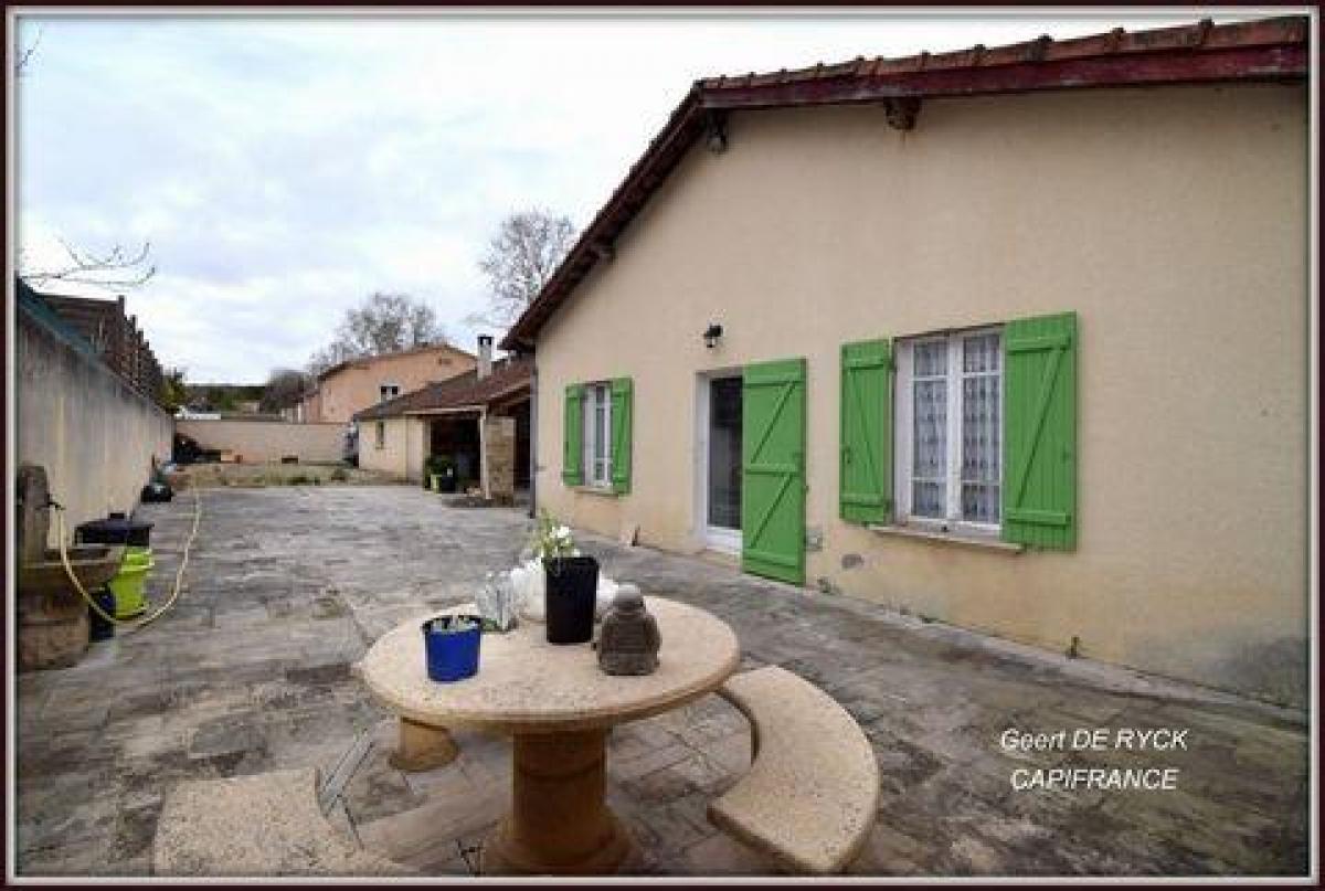 3 bedrooms House in Limoux, France No. 30737