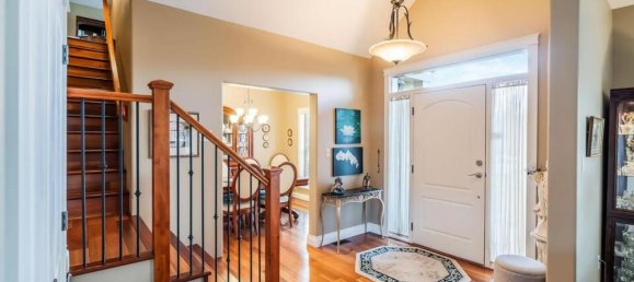 3 bedrooms House in British Columbia, Canada No. 1188 2