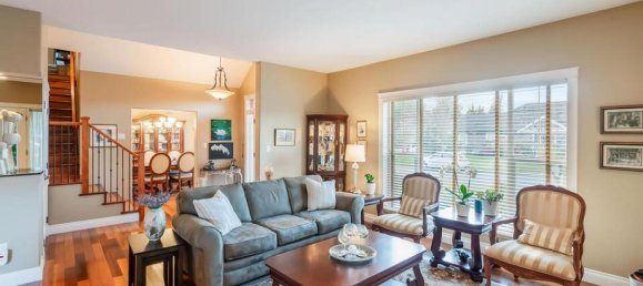 3 bedrooms House in British Columbia, Canada No. 1188 6