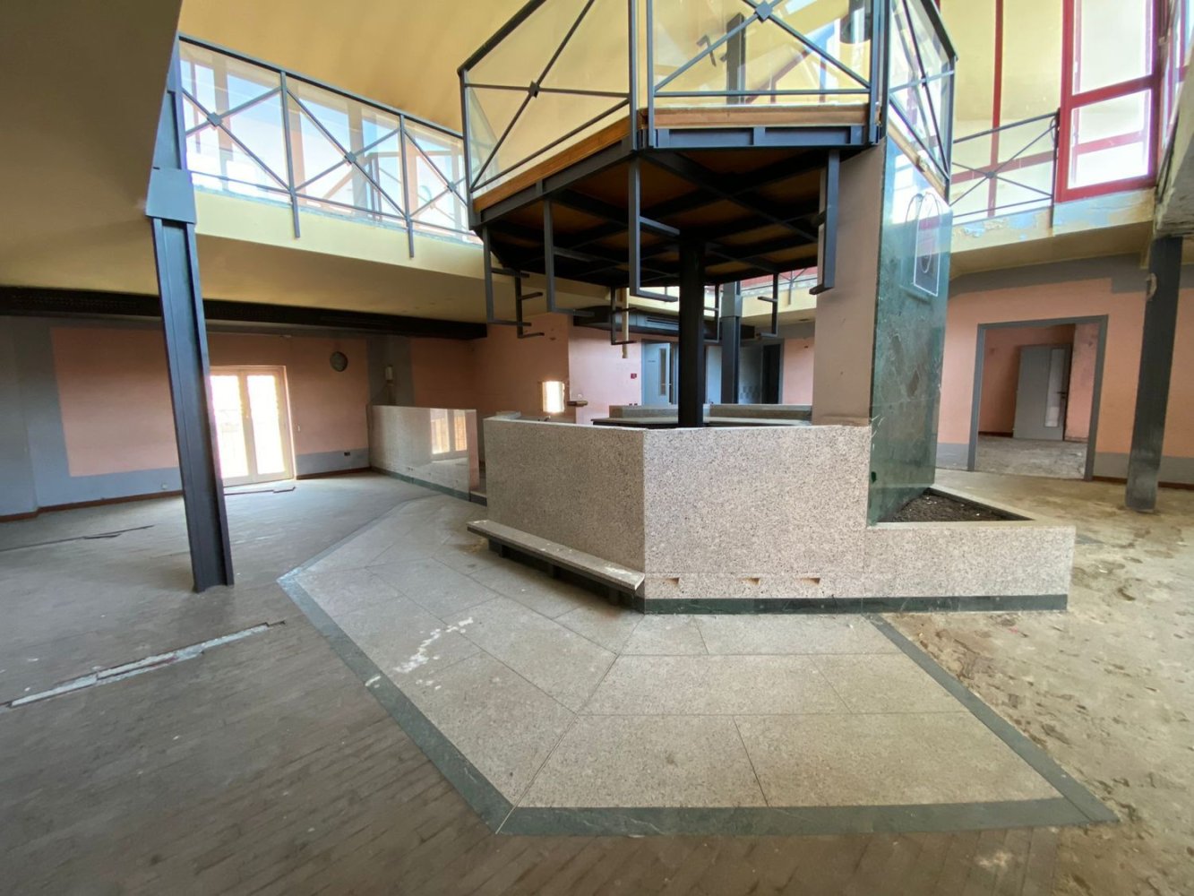 Studio in Pavia, Italy No. 253827