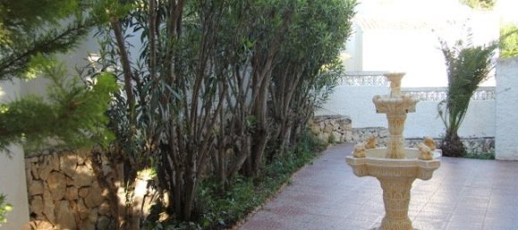 4 bedrooms Villa in Calpe, Spain No. 1880 13