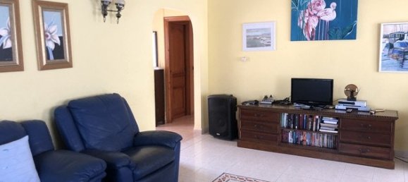 4 bedrooms Villa in Calpe, Spain No. 1880 8