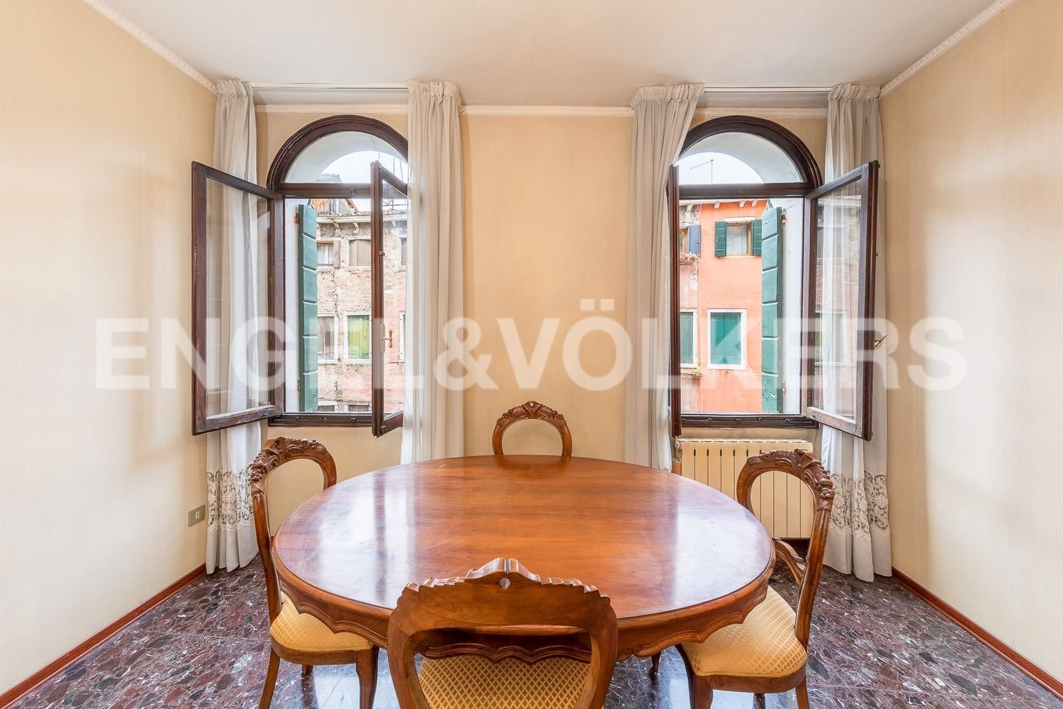 Apartamento de 4 divisões em Venice, Italy N.º 106346