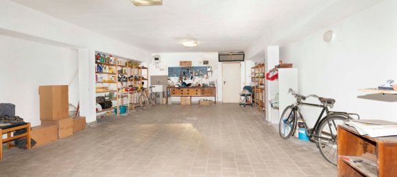 4 rooms Apartment in Rome, Italy No. 33455 5