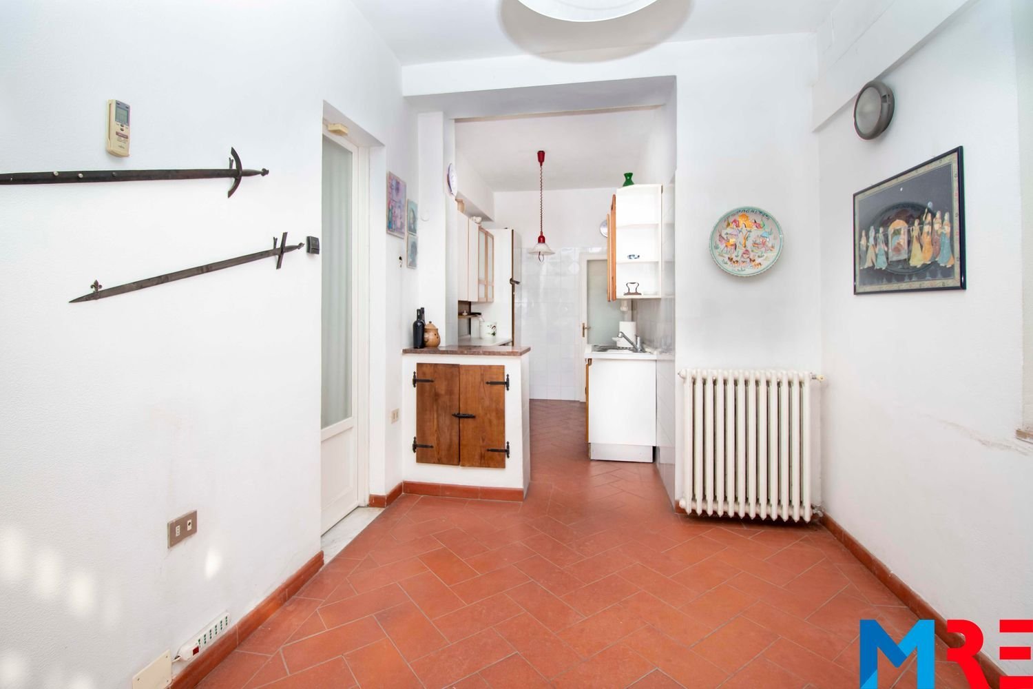 4 rooms Apartment in Rome, Italy No. 33455