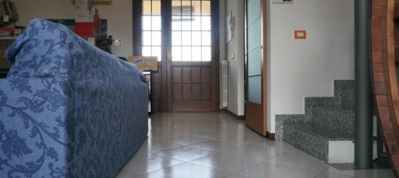 6 rooms House in Parma, Italy No. 232988 12