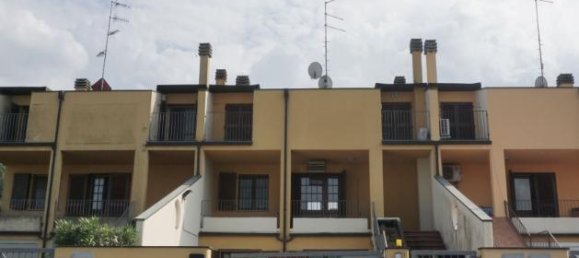 6 rooms House in Parma, Italy No. 232988 33