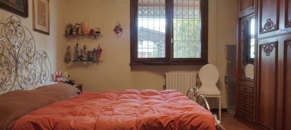 6 rooms House in Parma, Italy No. 232988 14