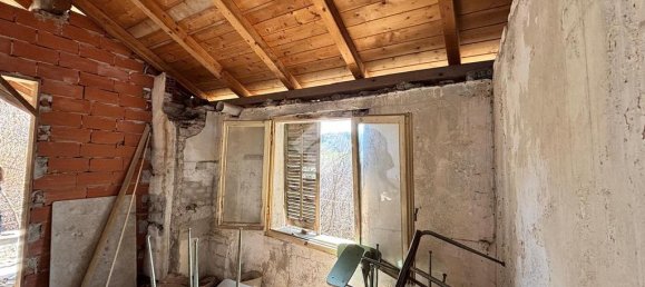 Casa de 2 dormitorios en Scagnello, Italy No. 54784 2