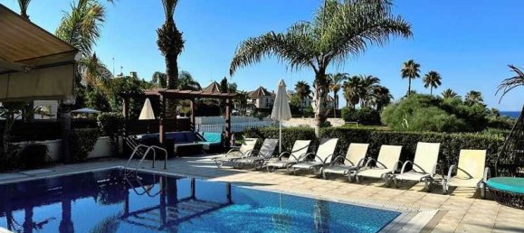 4 bedrooms Commercial property in Paralimni, Cyprus No. 20451 16