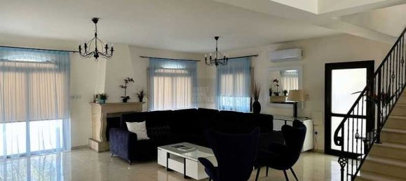 4 bedrooms Commercial property in Paralimni, Cyprus No. 20451 4