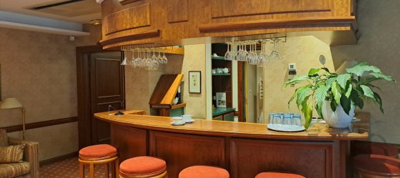 Квартира с 2 спальнями в Исси-ле-Мулино, Франция № 126438 13