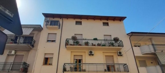 Дуплекс с 7 комнатами в Фонди, Италия № 187617 2