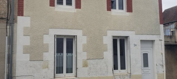 2 bedrooms Townhouse in Briare, France No. 73082 2