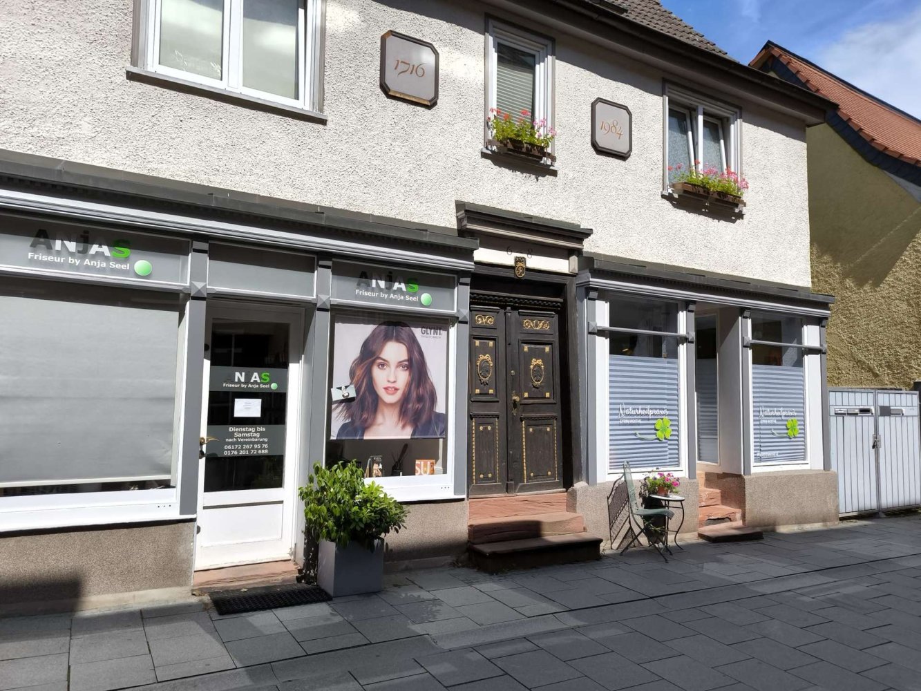 7 bedrooms Building in Hochtaunuskreis, Germany No. 260067