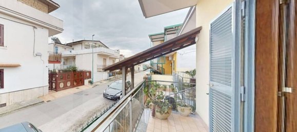 4 rooms Villa in Mariglianella, Italy No. 22800 23