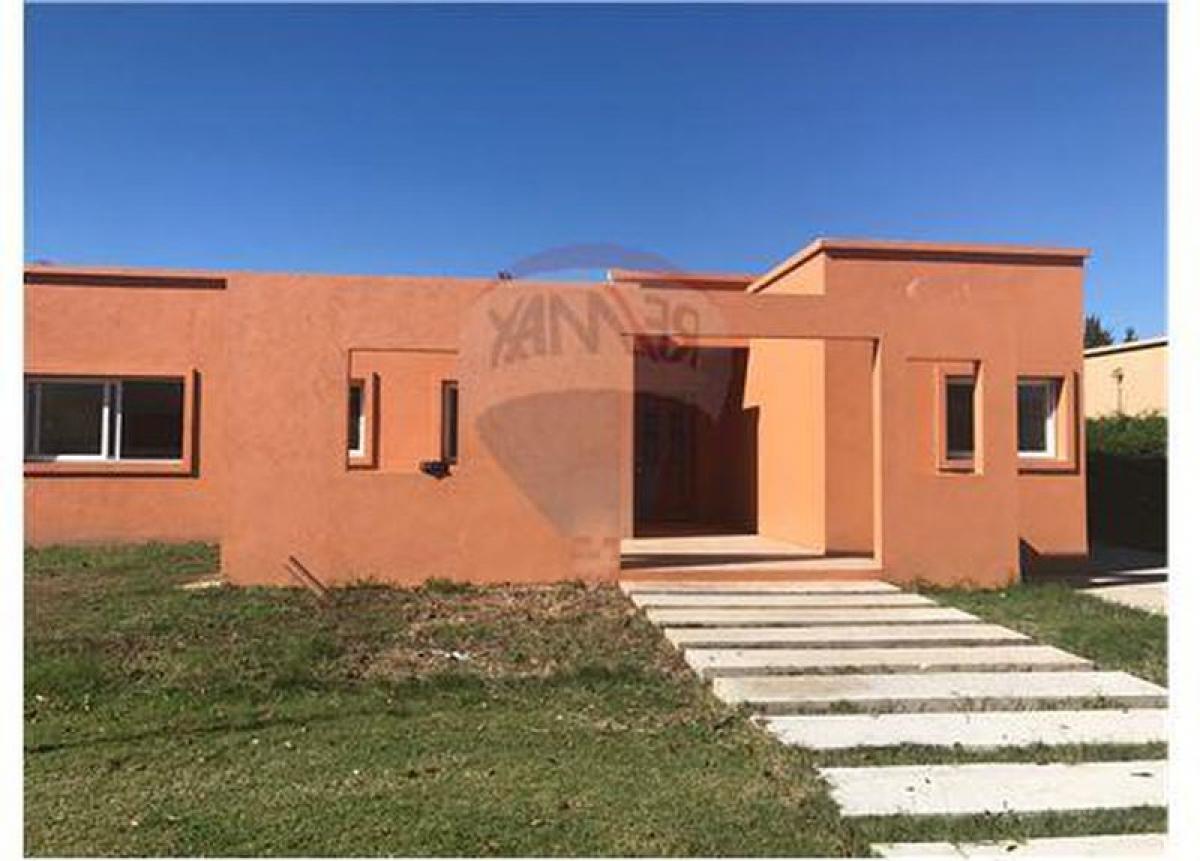 3 bedrooms House in Tigre, Argentina No. 4663