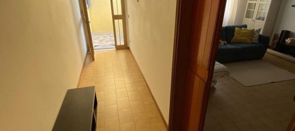 4 rooms Apartment in Massa, Italy No. 82938 5