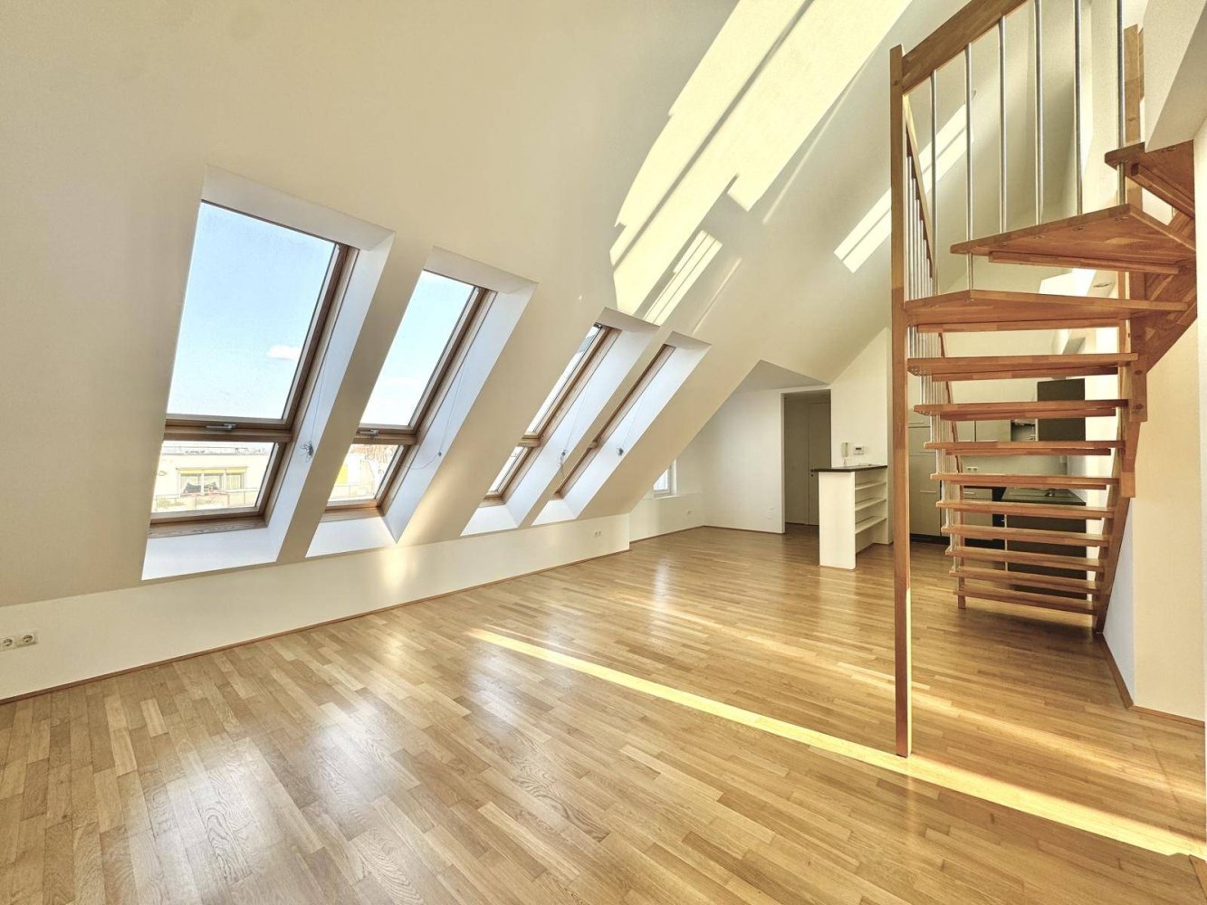 2 chambres Duplex à Rudolfsheim-Funfhaus, Austria No. 195631