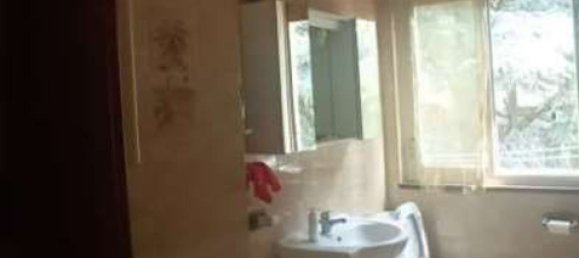 Квартира с 2 комнатами в Мальнате, Италия № 99358 10