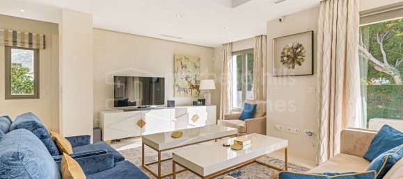 5 bedrooms Villa in Marbella, Spain No. 64397 20