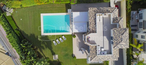 5 bedrooms Villa in Marbella, Spain No. 64397 42