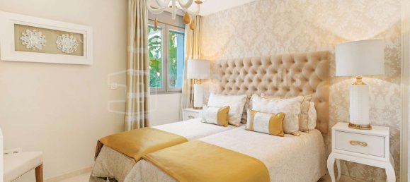 5 bedrooms Villa in Marbella, Spain No. 64397 14