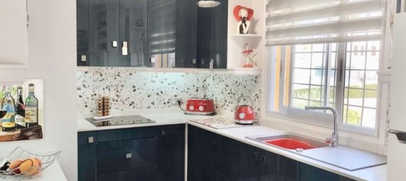 4 غرف نوم منزل في Alicante, Spain رقم 182041 14