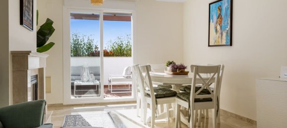 Dúplex de 4 dormitorios en Marbella, Spain No. 60030 2