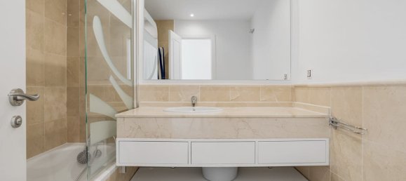 Dúplex de 4 dormitorios en Marbella, Spain No. 60030 13