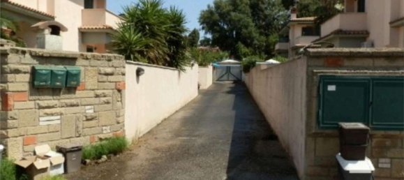 4 rooms House in Anzio, Italy No. 12352 21