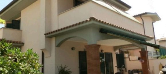 4 rooms House in Anzio, Italy No. 12352 15