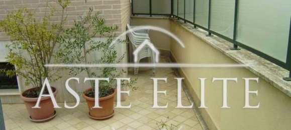 5-Zimmer Wohnung in Rome, Italy, Nr. 124885 6