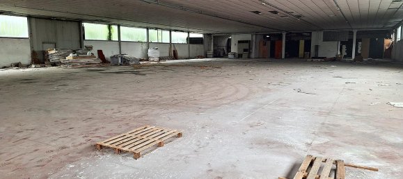 12 rooms Commercial property in Treia, Italy No. 185793 5