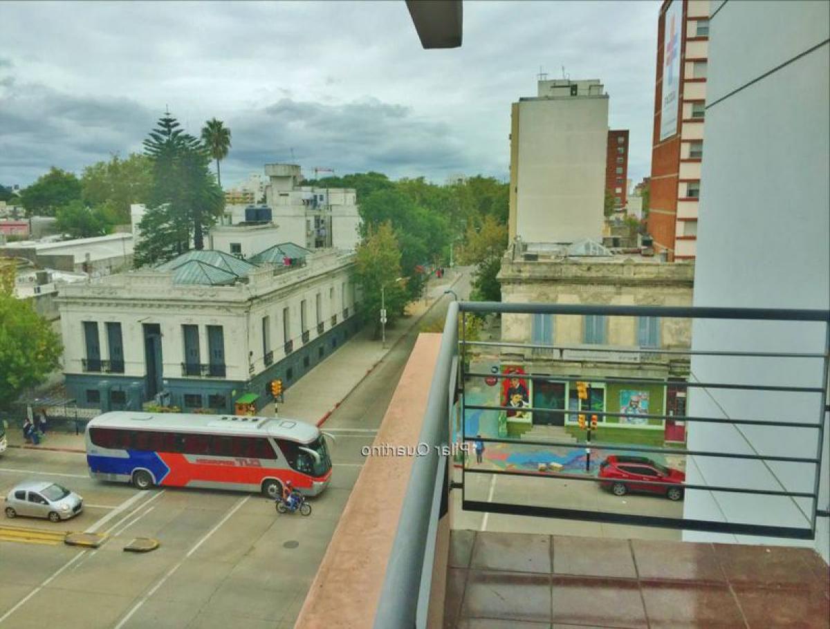 Квартира с 3 спальнями в Монтевидео, Уругвай № 183