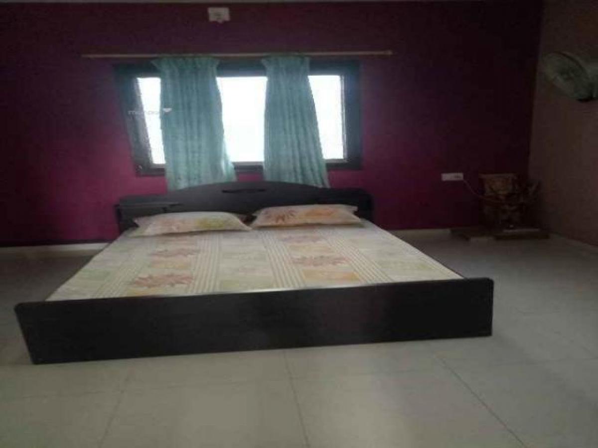 3 bedrooms House in Vadodara, India No. 14745