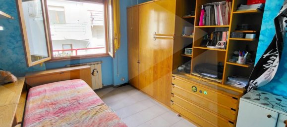 Дом с 6 комнатами в Пескара, Италия № 34358 16