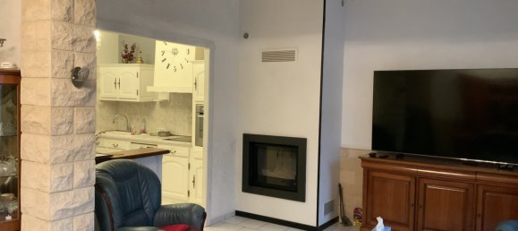 3 bedrooms House in Aisne, France No. 40014 5