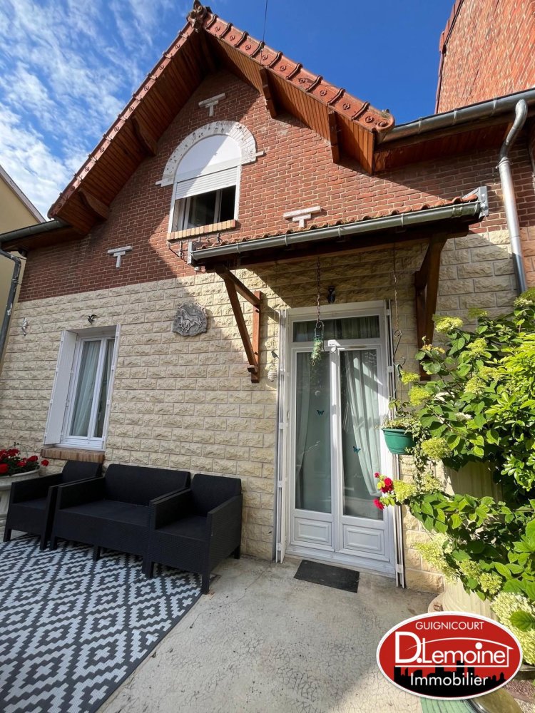 3 bedrooms House in Aisne, France No. 40014