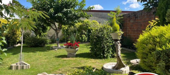 3 bedrooms House in Aisne, France No. 40014 3