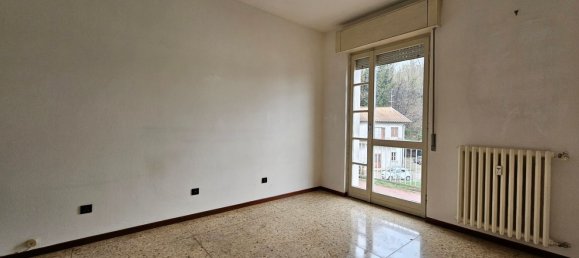 3 rooms Apartment in Mariano Comense, Italy No. 234784 14