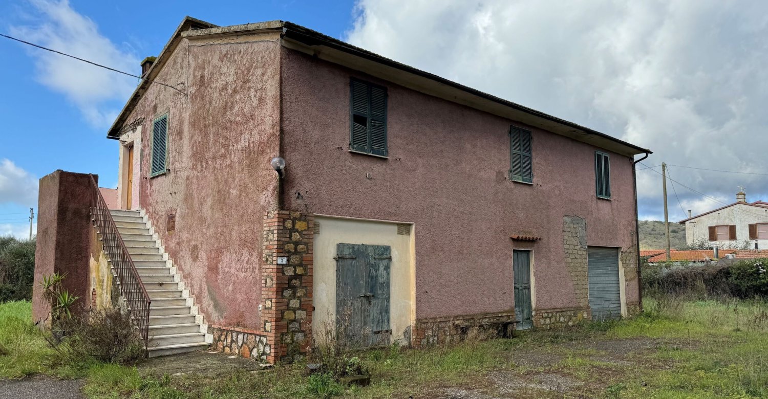 8 rooms House in Capalbio, Italy No. 283979