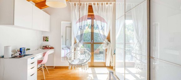 Apartamento de 3 divisões em Castellanza, Italy N.º 287753 16