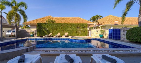 Кафе / ресторан с 6 спальнями в Хуа Хин, Таиланд № 12852 12